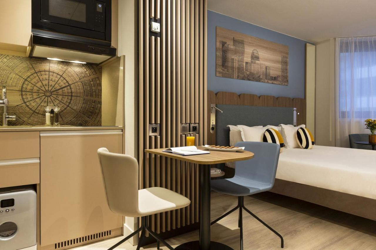Aparthotel Citadines La Défense Paris Courbevoie Esterno foto