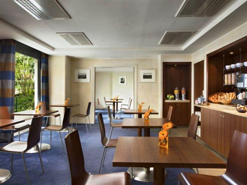 Aparthotel Citadines La Défense Paris Courbevoie Esterno foto