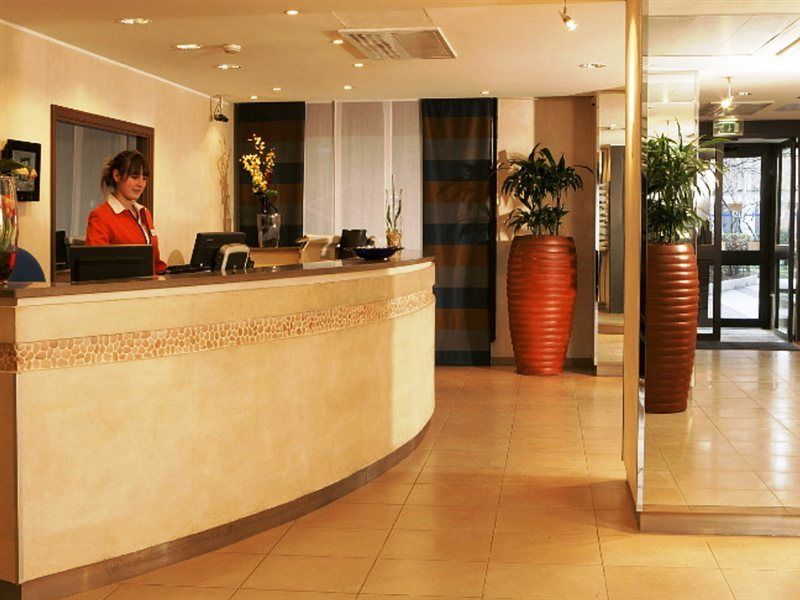 Aparthotel Citadines La Défense Paris Courbevoie Esterno foto