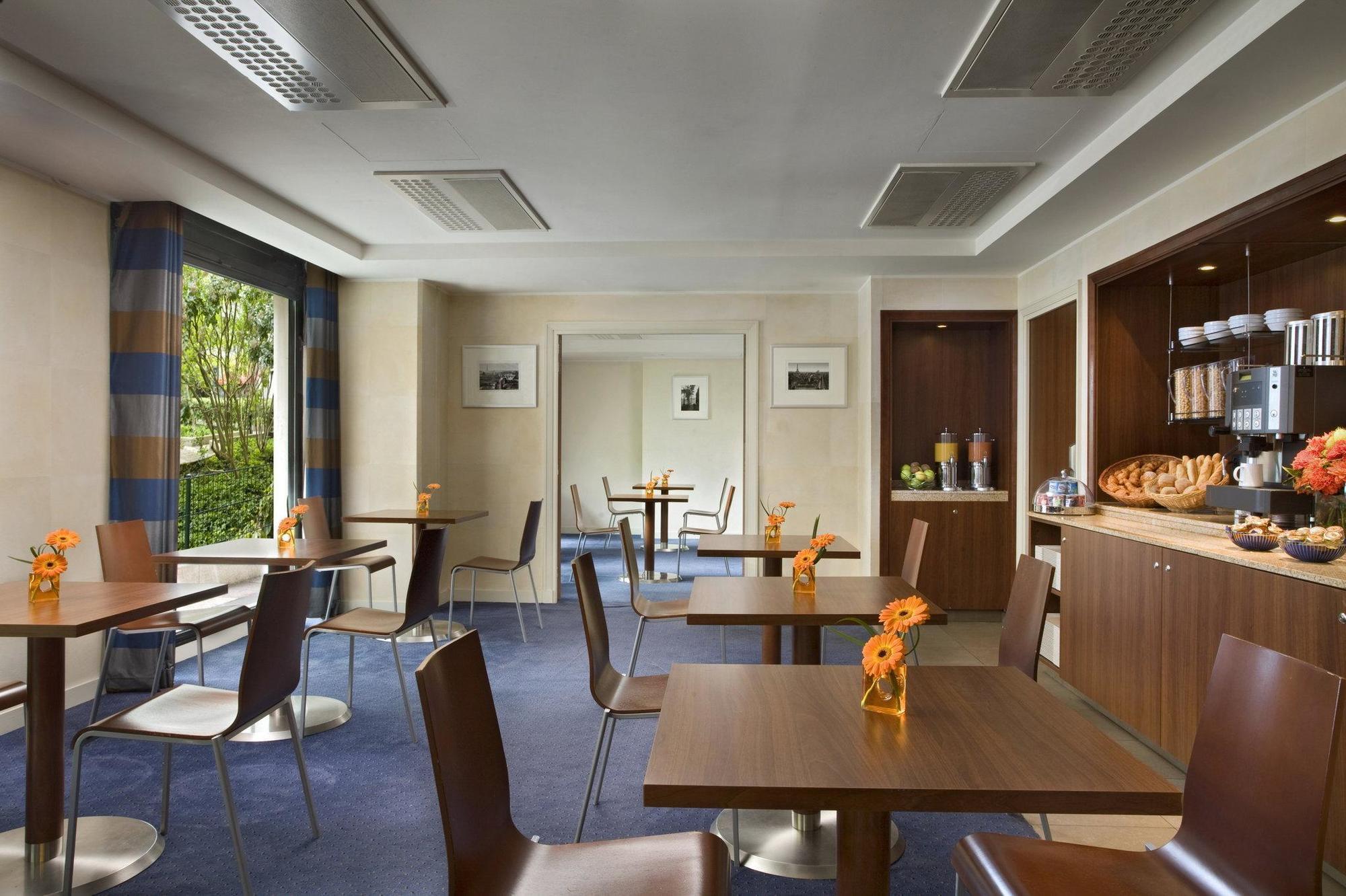 Aparthotel Citadines La Défense Paris Courbevoie Esterno foto