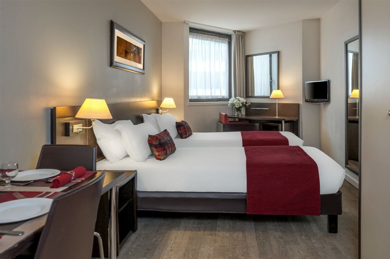 Aparthotel Citadines La Défense Paris Courbevoie Esterno foto