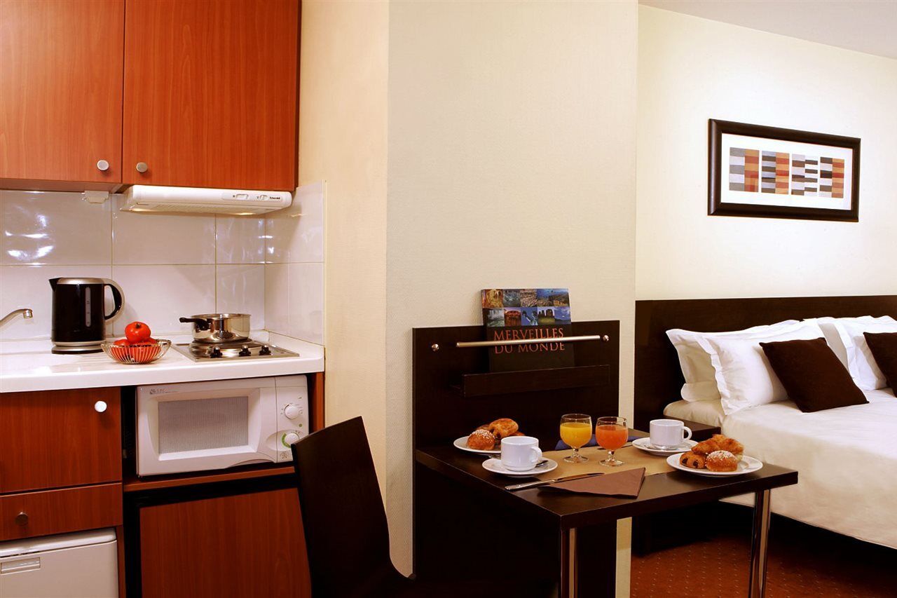 Aparthotel Citadines La Défense Paris Courbevoie Esterno foto